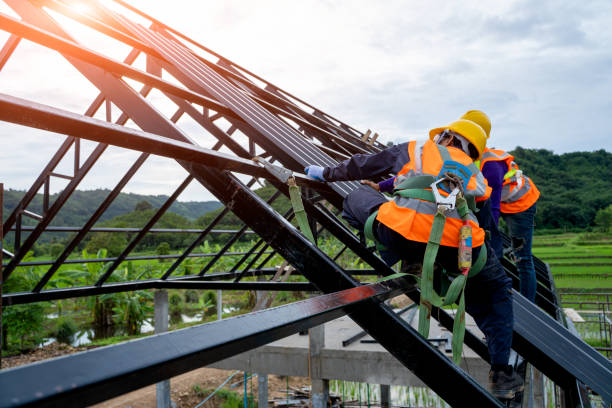 Best Metal Roofing Contractor  in Mineral Ridge, OH